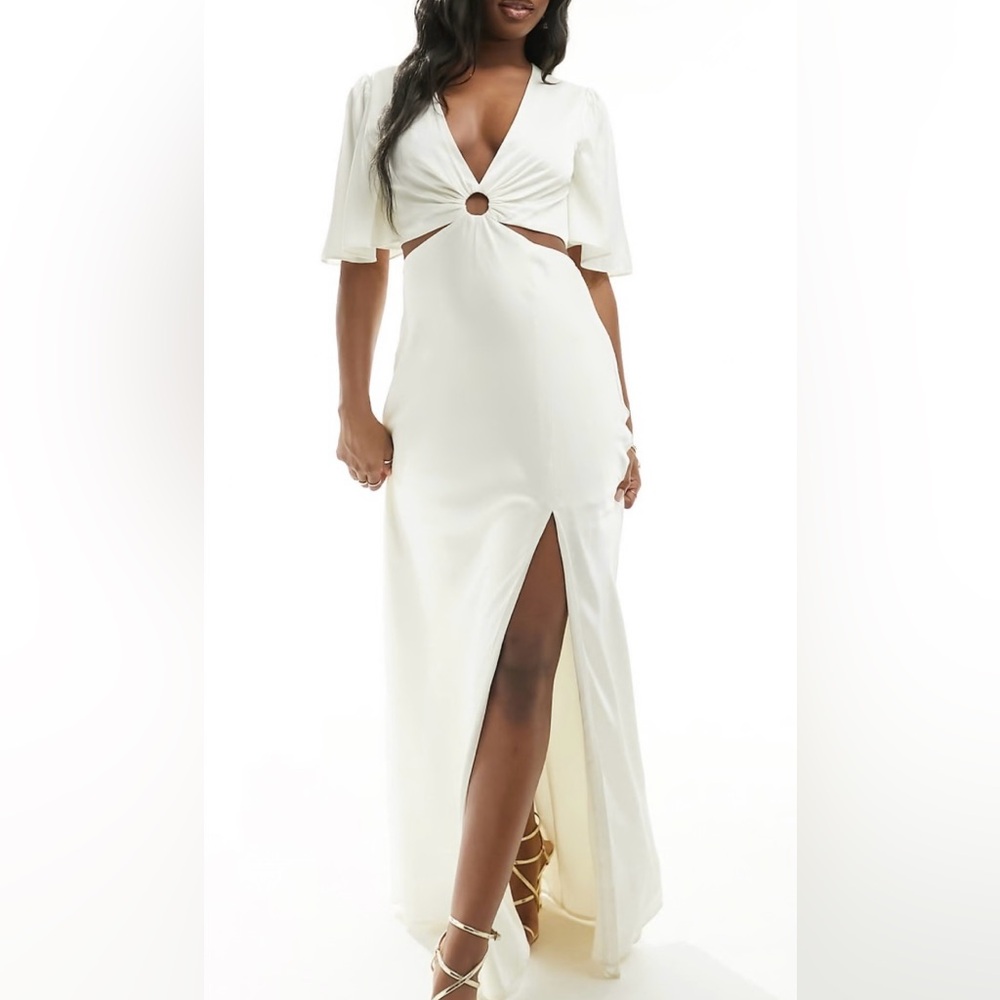 Elegant White Cut-Out Maxi Dress